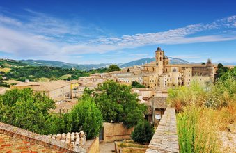 View of the medieval town of Urbino, Marche, Italy, Europe